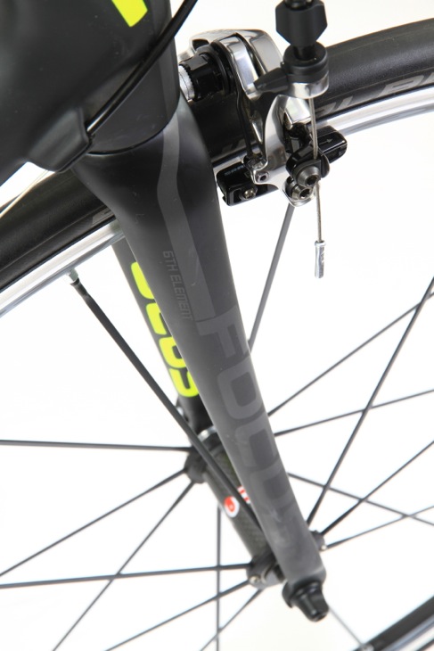 フォーカス IZALCO MAX 大幅な軽量化を遂げたフラッグシップ